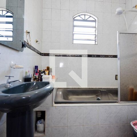 Casa à venda com 1025m², 4 quartos e 2 vagasBanheiro Social 3