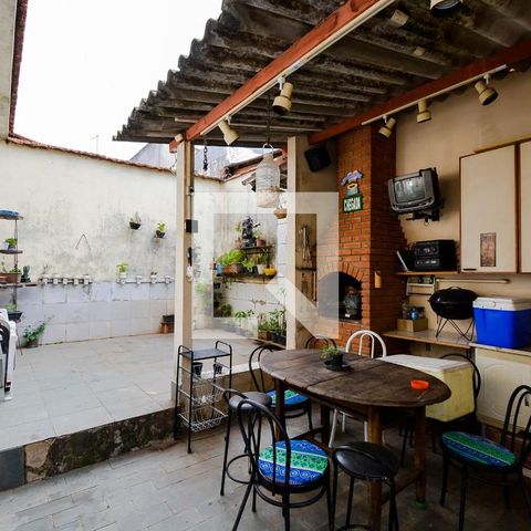 Casa à venda com 1025m², 4 quartos e 2 vagasChurrasqueira