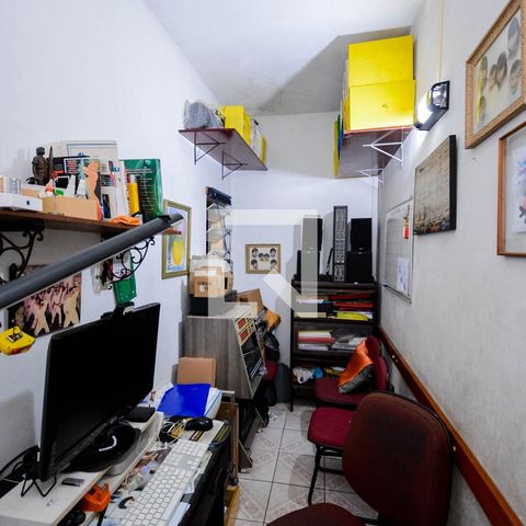 Casa à venda com 1025m², 4 quartos e 2 vagasEscritório