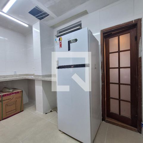 Apartamento à venda com 90m², 3 quartos e sem vagaCozinha