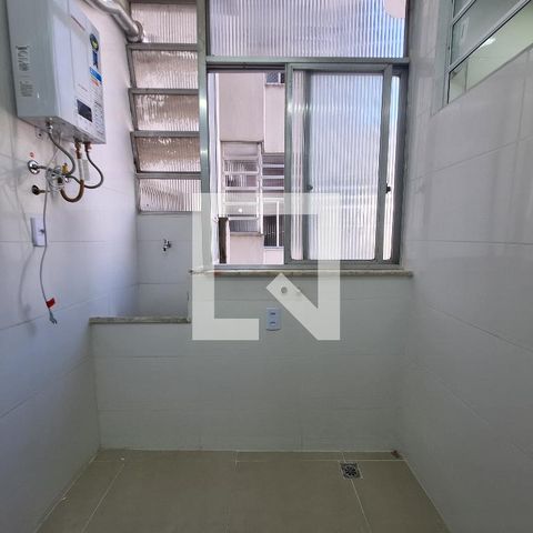 Apartamento à venda com 90m², 3 quartos e sem vagaÁrea de serviço