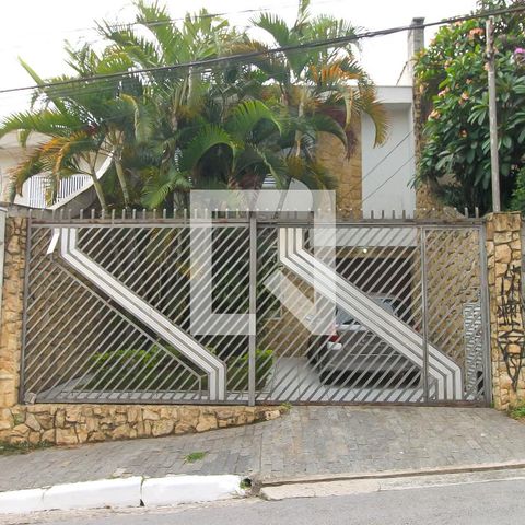 Casa à venda com 150m², 3 quartos e 4 vagasFachada