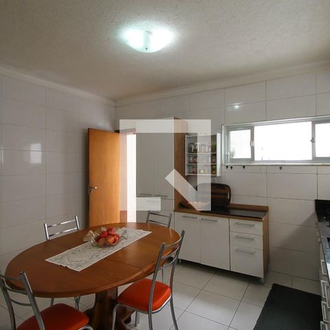 Casa à venda com 150m², 3 quartos e 4 vagasCozinha