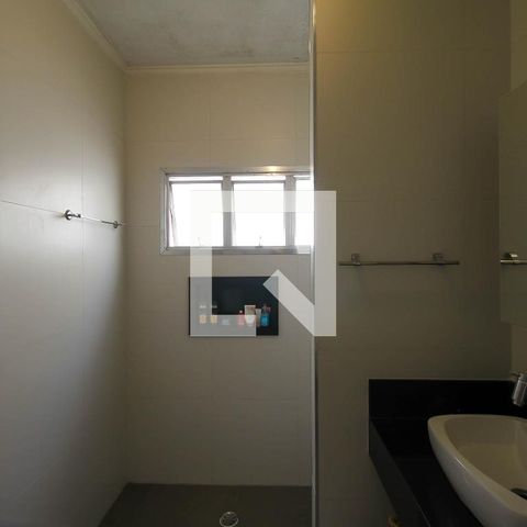 Casa à venda com 150m², 3 quartos e 4 vagasBanheiro