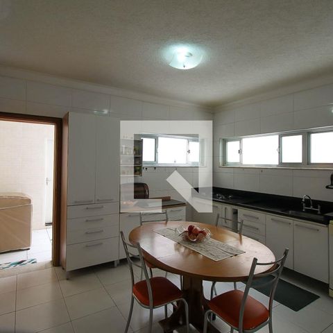 Casa à venda com 150m², 3 quartos e 4 vagasCozinha