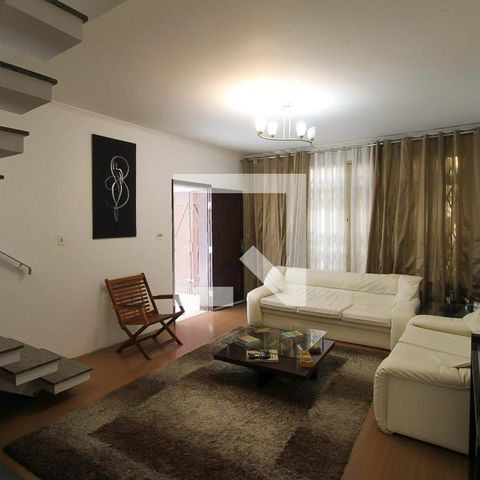 Casa à venda com 150m², 3 quartos e 4 vagasSala