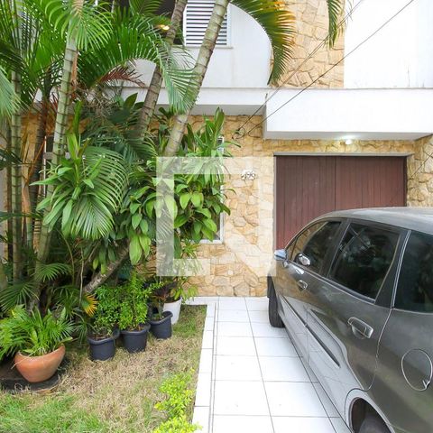 Casa à venda com 150m², 3 quartos e 4 vagasGaragem