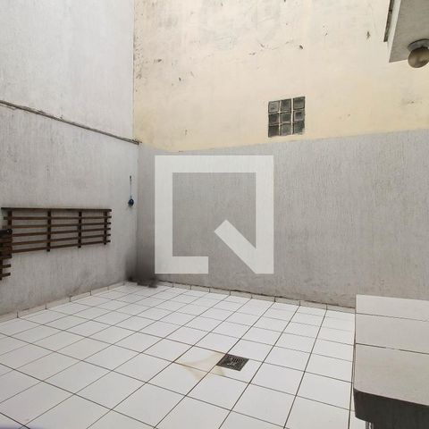 Casa à venda com 150m², 3 quartos e 4 vagasÁrea de Serviço