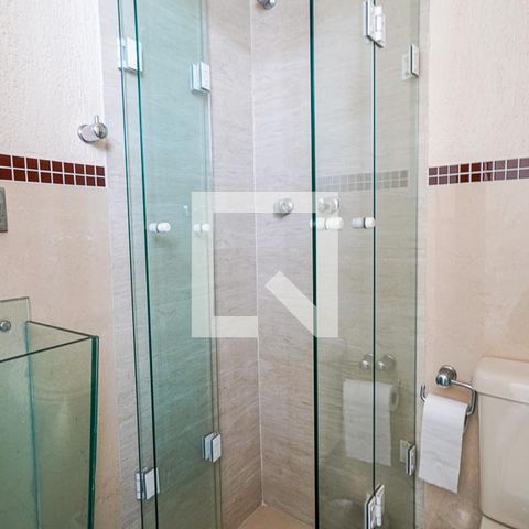 Apartamento à venda com 216m², 3 quartos e 2 vagas Apartamento à venda com 216m², 3 quartos e 2 vagasLavabo