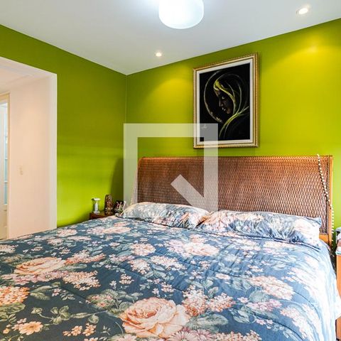 Apartamento à venda com 216m², 3 quartos e 2 vagas Apartamento à venda com 216m², 3 quartos e 2 vagasSuite