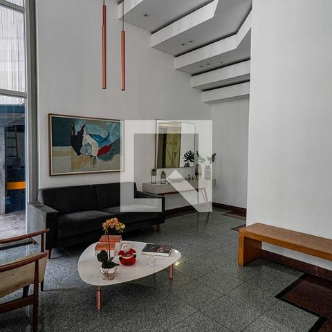 Apartamento à venda com 216m², 3 quartos e 2 vagas Apartamento à venda com 216m², 3 quartos e 2 vagasHall de Entrada