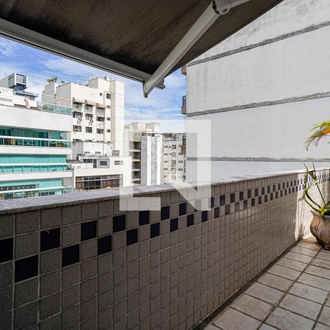 Apartamento à venda com 216m², 3 quartos e 2 vagas Apartamento à venda com 216m², 3 quartos e 2 vagasSuite