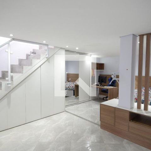 Casa à venda com 195m², 4 quartos e 5 vagasStudio