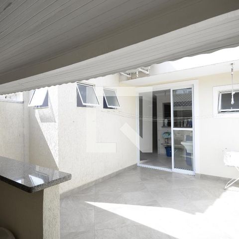 Casa à venda com 195m², 4 quartos e 5 vagasQuintal