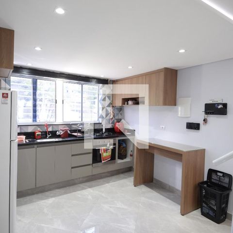 Casa à venda com 195m², 4 quartos e 5 vagasStudio