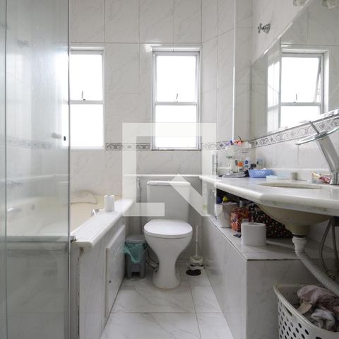 Casa à venda com 195m², 4 quartos e 5 vagasSuíte 3