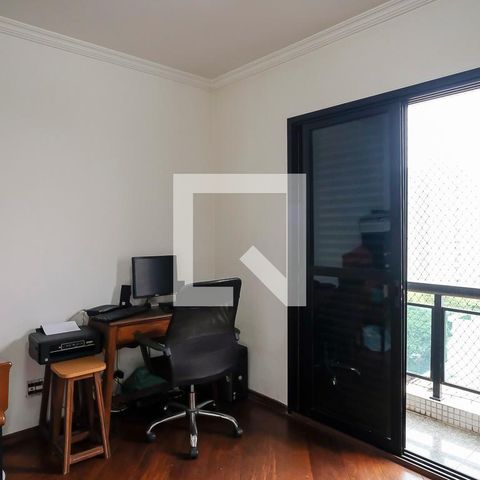 Apartamento à venda com 140m², 3 quartos e 2 vagasSuíte 3