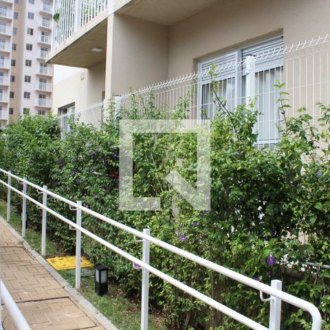 Apartamento à venda com 35m², 2 quartos e sem vagaÁrea comum