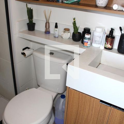 Apartamento à venda com 35m², 2 quartos e sem vagaBanheiro