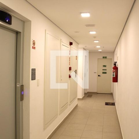 Apartamento à venda com 35m², 2 quartos e sem vagaÁrea comum