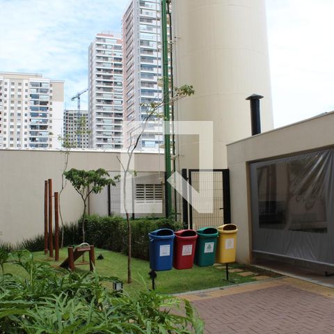 Apartamento à venda com 35m², 2 quartos e sem vagaÁrea comum