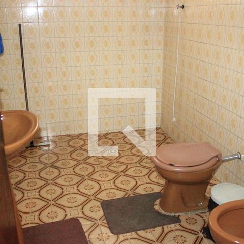 Casa à venda com 200m², 4 quartos e 3 vagasBanheiro 1