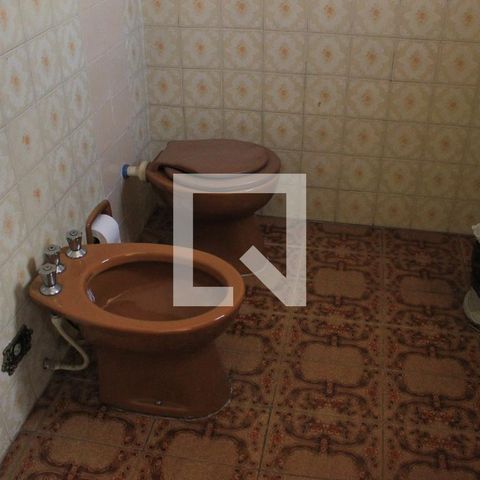 Casa à venda com 200m², 4 quartos e 3 vagasBanheiro 4
