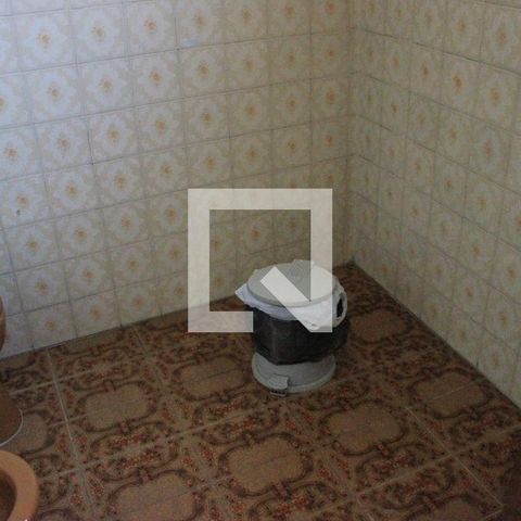 Casa à venda com 200m², 4 quartos e 3 vagasBanheiro 4