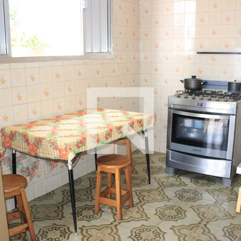 Casa à venda com 200m², 4 quartos e 3 vagasCozinha