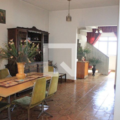 Casa à venda com 200m², 4 quartos e 3 vagasSala de jantar