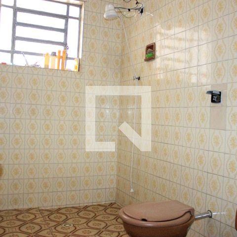 Casa à venda com 200m², 4 quartos e 3 vagasBanheiro 1