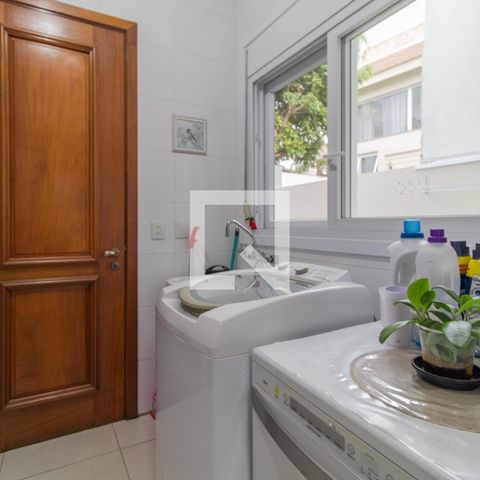 Casa de condomínio à venda com 270m², 5 quartos e 2 vagasÁrea de Serviço