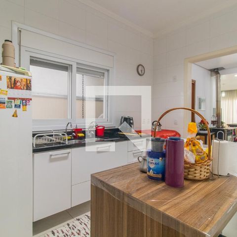 Casa de condomínio à venda com 270m², 5 quartos e 2 vagasCozinha