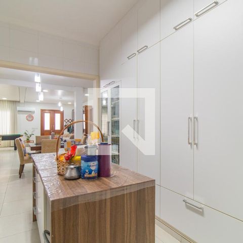 Casa de condomínio à venda com 270m², 5 quartos e 2 vagasCozinha