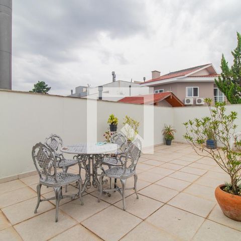 Casa de condomínio à venda com 270m², 5 quartos e 2 vagasQuintal