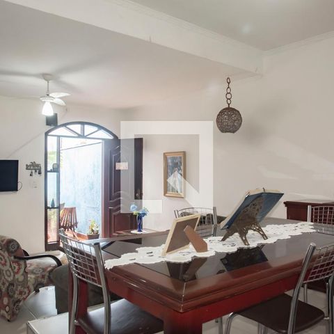 Casa à venda com 400m², 6 quartos e 3 vagasSala