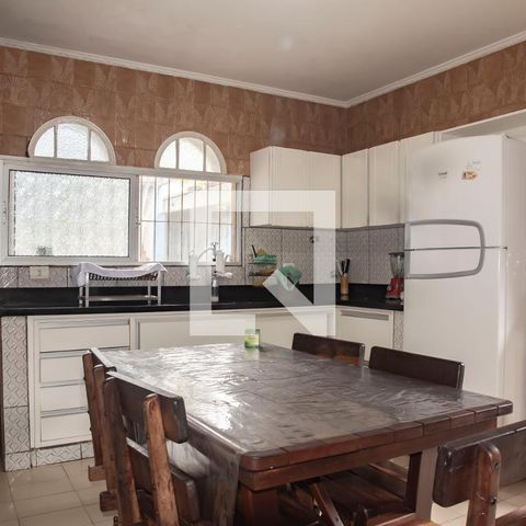 Casa à venda com 400m², 6 quartos e 3 vagasCozinha