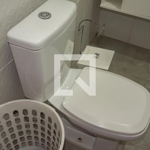 Casa à venda com 400m², 6 quartos e 3 vagasBanheiro da Suíte Externa