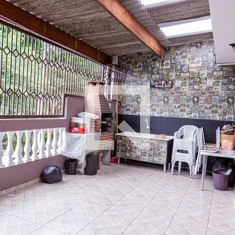 Casa à venda com 120m², 3 quartos e 2 vagas Casa à venda com 120m², 3 quartos e 2 vagasÁrea gourmet