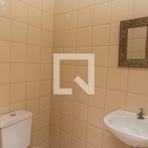 Casa à venda com 120m², 3 quartos e 2 vagas Casa à venda com 120m², 3 quartos e 2 vagasLavabo