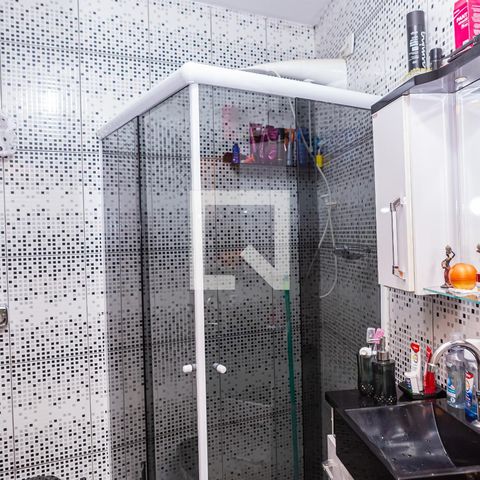 Casa à venda com 120m², 3 quartos e 2 vagas Casa à venda com 120m², 3 quartos e 2 vagasBanheiro do Quarto 2