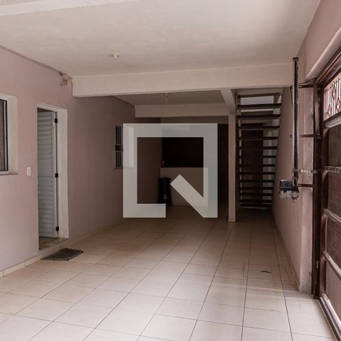 Casa à venda com 120m², 3 quartos e 2 vagas Casa à venda com 120m², 3 quartos e 2 vagasGaragem
