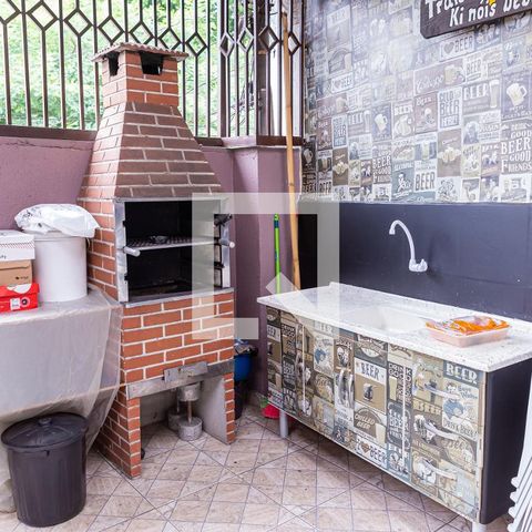 Casa à venda com 120m², 3 quartos e 2 vagas Casa à venda com 120m², 3 quartos e 2 vagasÁrea gourmet