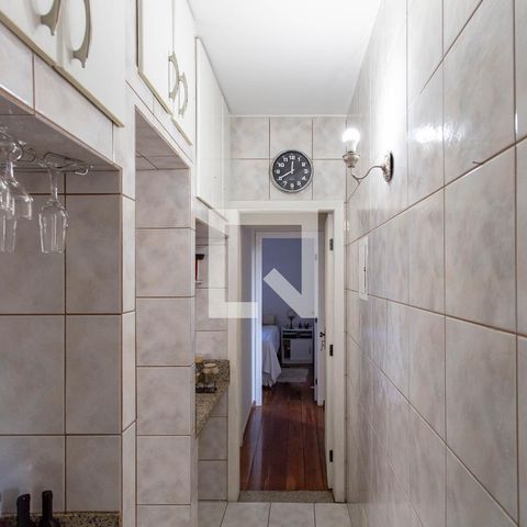 Apartamento à venda com 85m², 3 quartos e 2 vagasCorredor