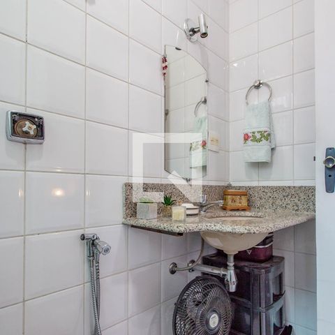 Apartamento à venda com 85m², 3 quartos e 2 vagasBanheiro da Suíte