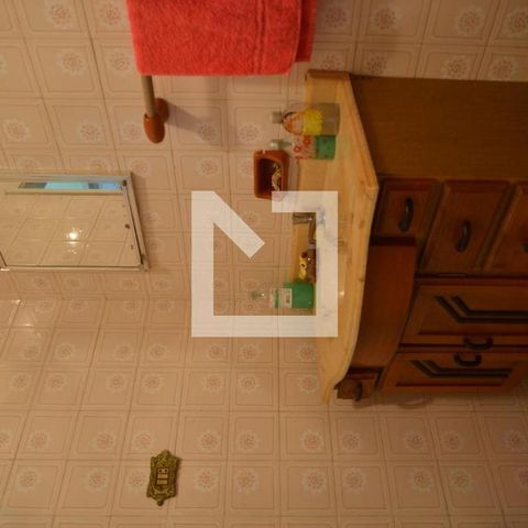 Casa para alugar com 196m², 4 quartos e 2 vagasBanheiro Social