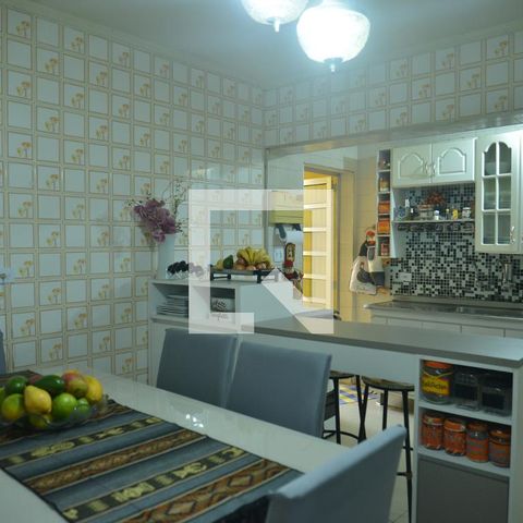 Casa para alugar com 196m², 4 quartos e 2 vagasCozinha