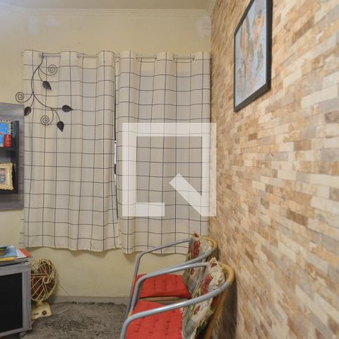 Casa para alugar com 196m², 4 quartos e 2 vagasSala