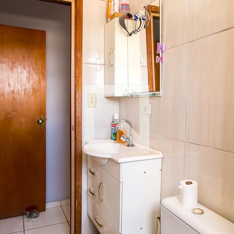 Casa à venda com 250m², 3 quartos e 2 vagas Casa à venda com 250m², 3 quartos e 2 vagasBanheiro da Suíte 2