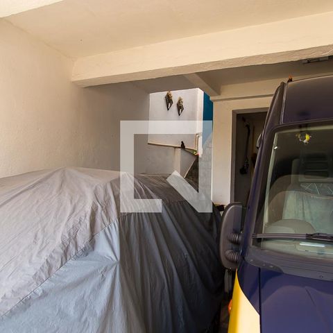 Casa à venda com 250m², 3 quartos e 2 vagas Casa à venda com 250m², 3 quartos e 2 vagasGaragem